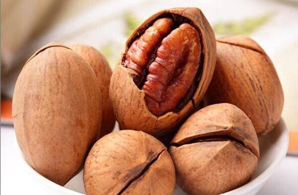 Pecans are a nut that lowers the risk of prostate cancer